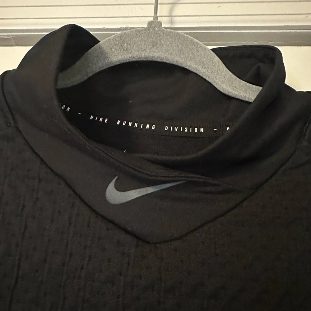 Nike Running Division Therma Fit Black Oversized Fit Pullover sweater